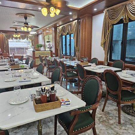 Sky Hotel Vang Vieng Exterior foto
